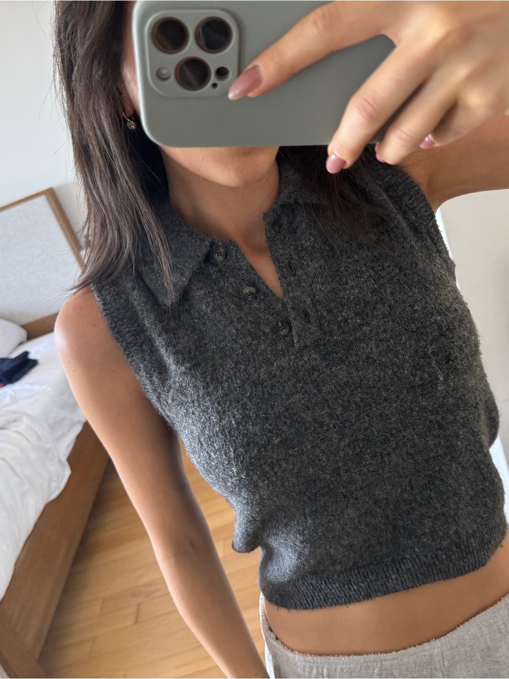H&M Charcoal Gray Sleeveless Knit polo vest